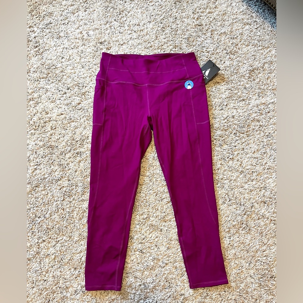 *NWT* Sketchers Go Walk High-Waisted 7/8 Legging (L)